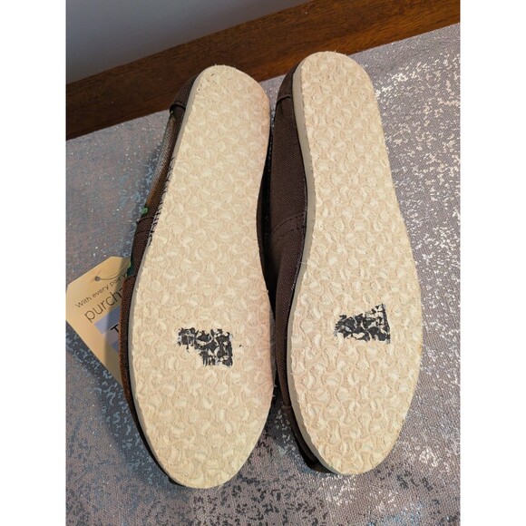 Toms Shoe Women's 8 Haiti Berthony Artists Hand Painted Village Canvas Slip-On - Picture 10 of 10